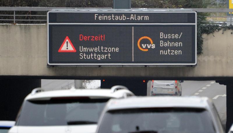 Feinstaub-Alarm in Stuttgart. Foto: Bernd Weißbrod/Archiv