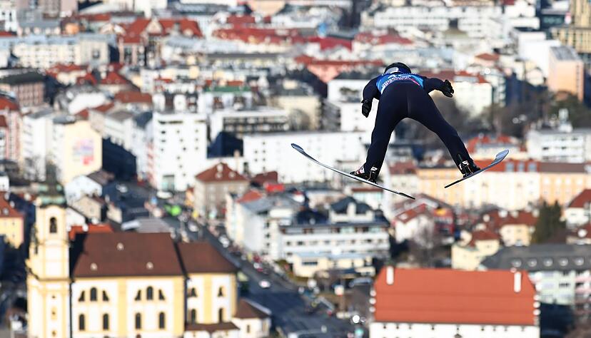 Wellinger kommt in Innsbruck nicht zurecht. Wellinger kommt in Innsbruck nicht zurecht.