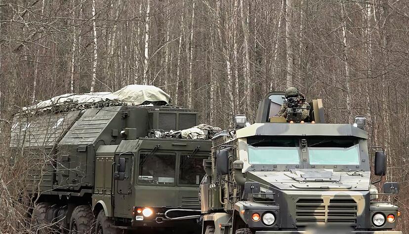 Russland hat zum zweiten Mal eine Oreschnik auf die Ukraine abgefeuert. (Archivbild) Russland hat zum zweiten Mal eine Oreschnik auf die Ukraine abgefeuert. (Archivbild)