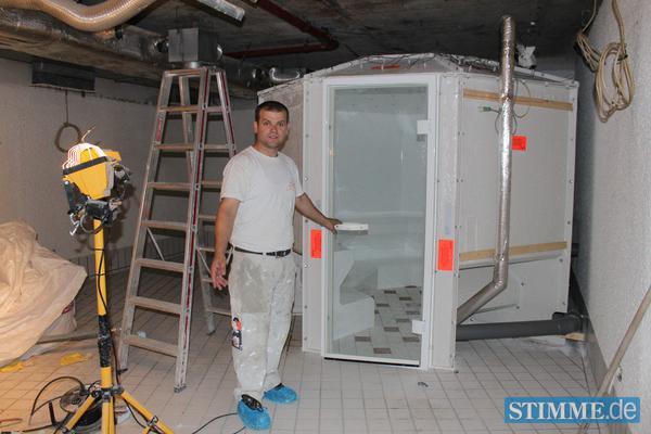 Hier das neue Dampfbad, das noch eingebaut werden muss.