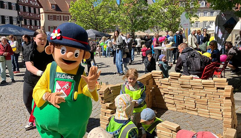 Mit einem Kindertag hat am Donnerstag, 30. April 2026, die &Ouml;hringer Woche begonnen. Das ganze Wochenende und am Montag ist in der Gro&szlig;en Kreisstadt einiges geboten.