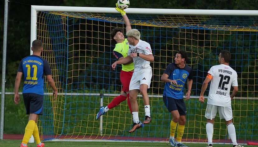 Torwart Nick Blabusch ist ein starker Rückhalt für den VfB Eppingen. Er und Dominik Samija blieben in dieser Saison schon sieben Mal ohne Gegentor. Torwart Nick Blabusch ist ein starker Rückhalt für den VfB Eppingen. Er und Dominik Samija blieben in dieser Saison schon sieben Mal ohne Gegentor.
