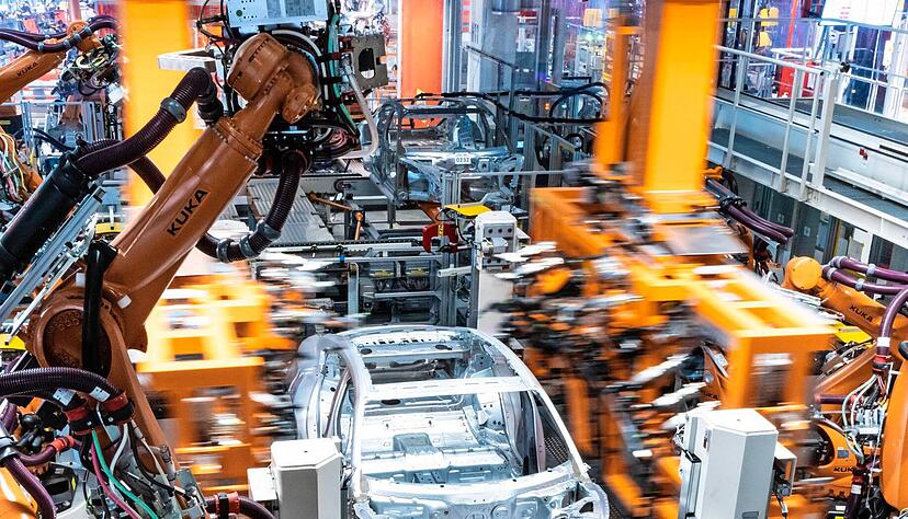 Die Produktion des Audi E-Tron GT in den B&ouml;llinger H&ouml;fen.

Foto: Audi/sagmeister photography