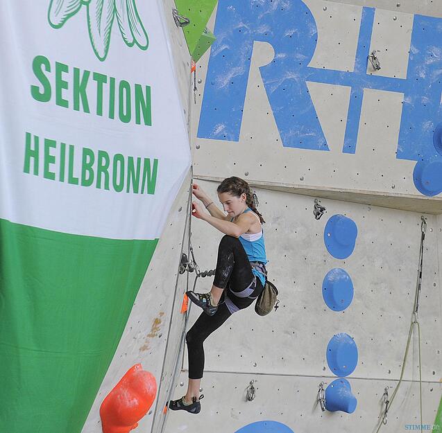 Jugend- und Alpencup des DAV in der Kletterarena Jugend- und Alpencup des DAV in der Kletterarena
