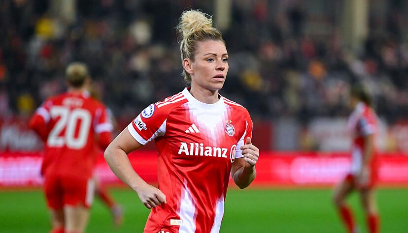 Linda Dallmann und der FC Bayern treffen im Champions-League-R&uuml;ckspiel auf Manchester United. (Archivbild)