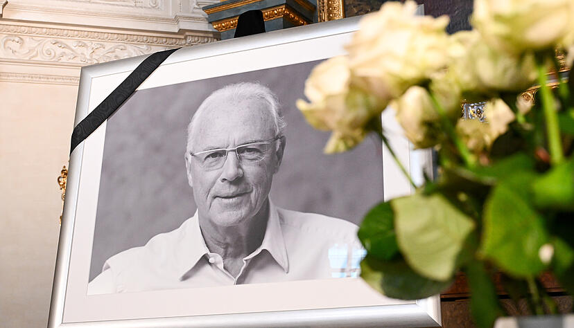 Fußball-Legende Franz Beckenbauer starb am Sonntag, den 7. Januar 2024. Fußball-Legende Franz Beckenbauer starb am Sonntag, den 7. Januar 2024.