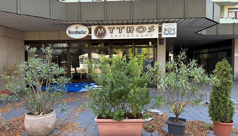 Das griechische Restaurant Mythos scheint verlassen – wie geht es mit dem Lokal weiter? Das griechische Restaurant Mythos scheint verlassen – wie geht es mit dem Lokal weiter?