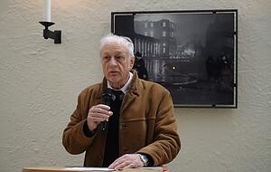 Dr. Erhard Jöst Dr. Erhard Jöst