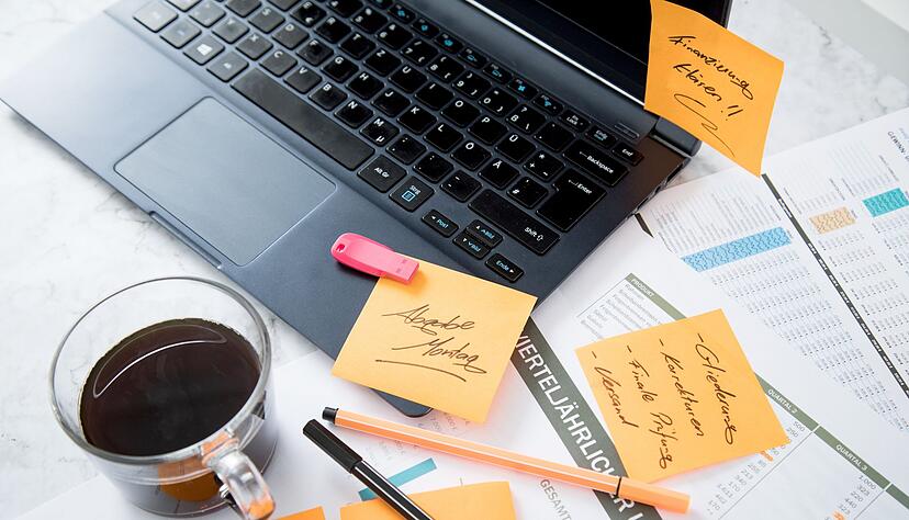 Handschriftliche Notizen und To-do-Listen unterst&uuml;tzen die Konzentration &ndash; ohne digitale Ablenkungen.