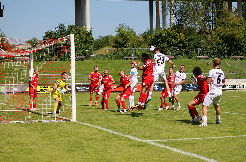 Fu&szlig;ball-Oberliga  FSV Hollenbach - TSG Backnang