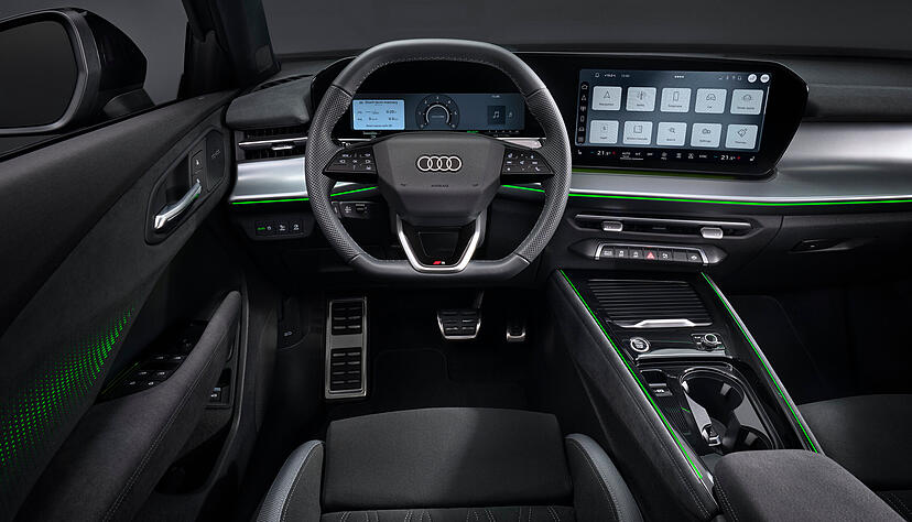 Audi nennt es Digital Stage: Der Fahrer blickt auf ein 11,9 Zoll gro&szlig;es Kombiinstrument, das flie&szlig;end in einen gew&ouml;lbten 12,8-Zoll-Touchscreen &uuml;bergeht.
