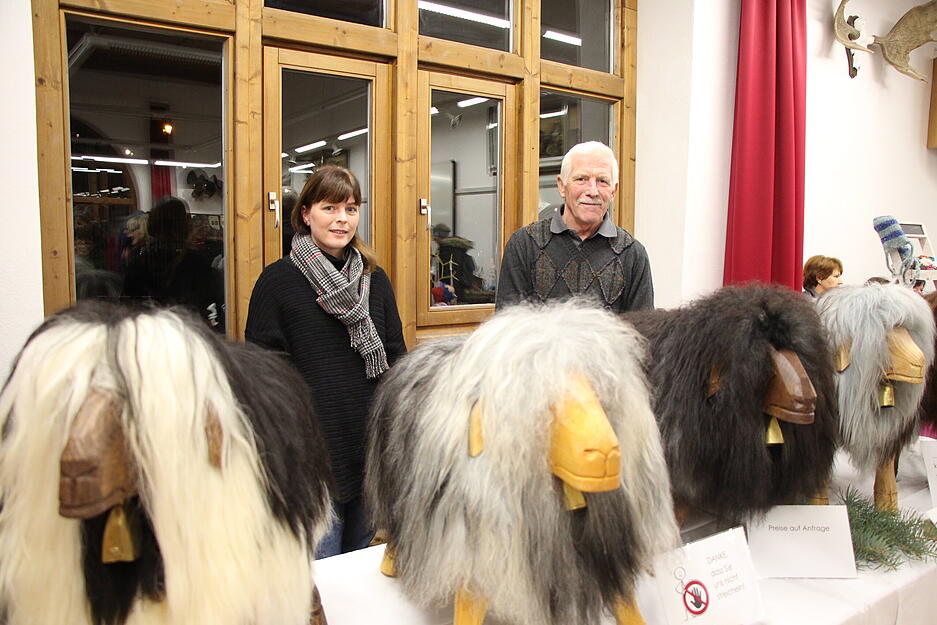Weihnachtsmarkt im Kloster Schöntal besticht mit seiner Atmosphäre