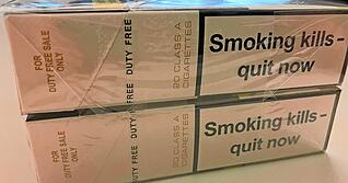 Solche Zigaretten waren aus einem arabischen Supermarkt in der Heilbronner Innenstadt verkauft worden. Es handelt sich um gef&auml;lschte Ware.