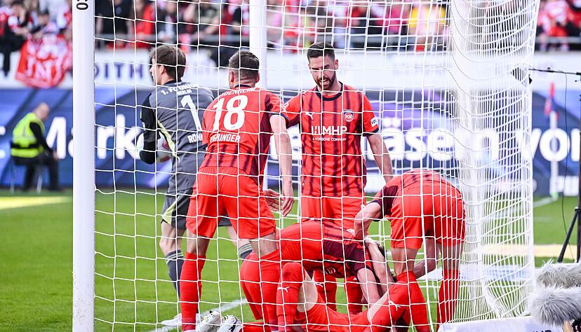 Jubel in Rot: Heidenheim kann doch noch siegen