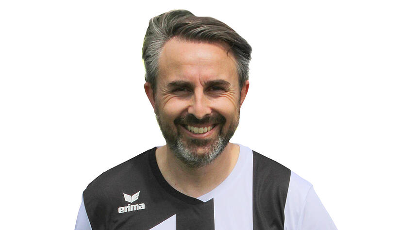 Bei VfR-Trainer Erkan Acikara ist die Vorfreude auf das erste Heimspiel groß.

Foto: Alexander Bertok