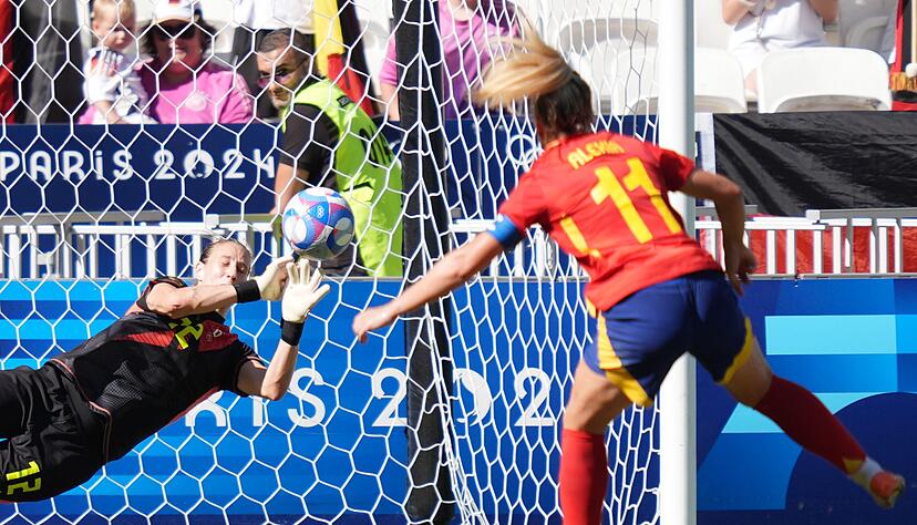 Hielt den Sieg im Bronze-Spiel von Olympia fest: Torh&uuml;terin Ann-Katrin Berger