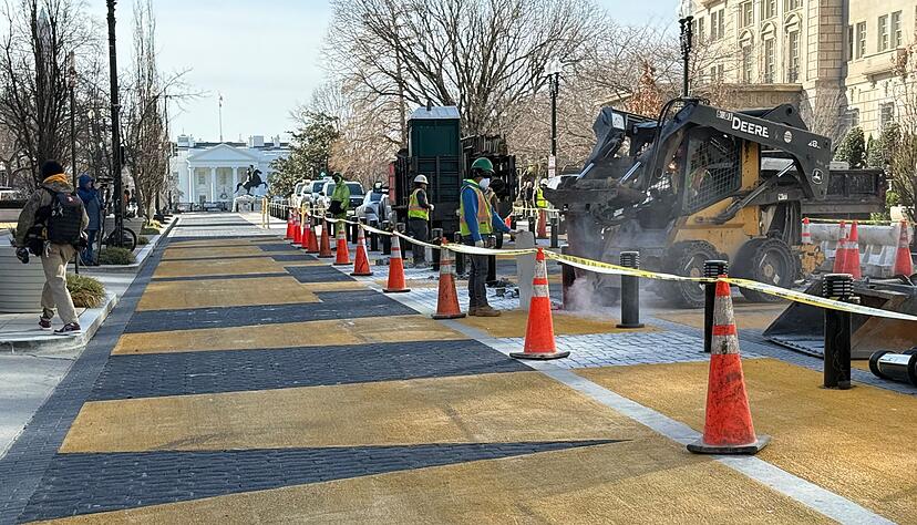 Bauarbeiten vor Trumps Fenster Bauarbeiten vor Trumps Fenster