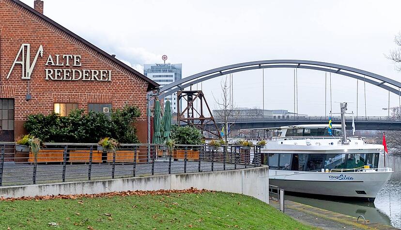 Das Motorschiff Königin Silvia wird künftig bei Sonderfahrten in Heilbronn Station machen. Das Motorschiff Königin Silvia wird künftig bei Sonderfahrten in Heilbronn Station machen.