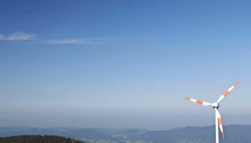 Seit über zehn Jahren planen die Kommunen, wo Windräder stehen könnten. Nun geben sie das Ruder an den Regionalverband.
Foto: picture alliance Seit über zehn Jahren planen die Kommunen, wo Windräder stehen könnten. Nun geben sie das Ruder an den Regionalverband.
Foto: picture alliance