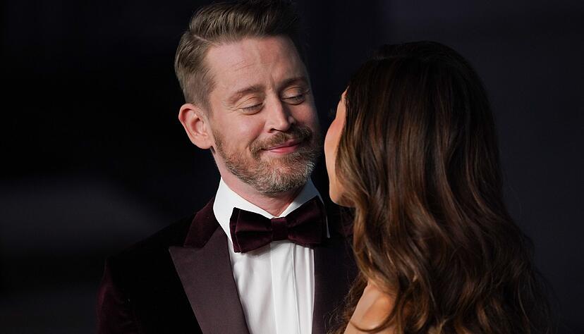 Der frühere Kinderstar und «Kevin»-Darsteller Macaulay Culkin möchte seine kleinen Söhne so lange wie möglich im Dunkeln über seine Rolle in dem Weihnachtsklassiker lassen. (Archivbild) Der frühere Kinderstar und «Kevin»-Darsteller Macaulay Culkin möchte seine kleinen Söhne so lange wie möglich im Dunkeln über seine Rolle in dem Weihnachtsklassiker lassen. (Archivbild)
