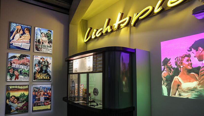 So sahen mal Kinokassen aus: Das Haus der Geschichte präsentiert einen neuen Blick auf die deutsche Geschichte. So sahen mal Kinokassen aus: Das Haus der Geschichte präsentiert einen neuen Blick auf die deutsche Geschichte.