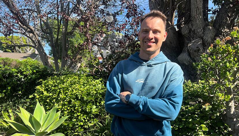 Der zweifache Vater lebt seit 2010 in Kalifornien.