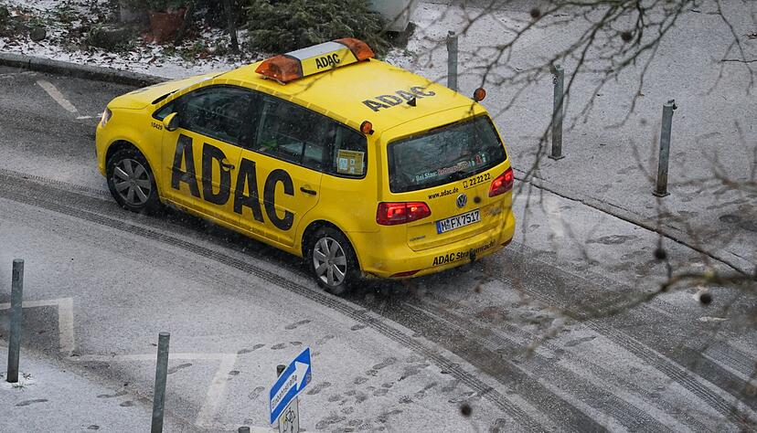 Mehr als 3 Millionen Mal k&uuml;mmerten sich die Gelben Engel im vergangenem Jahr um liegengebliebene Fahrzeuge. Deutlich zugelegt haben die Pannen bei Elektroautos.