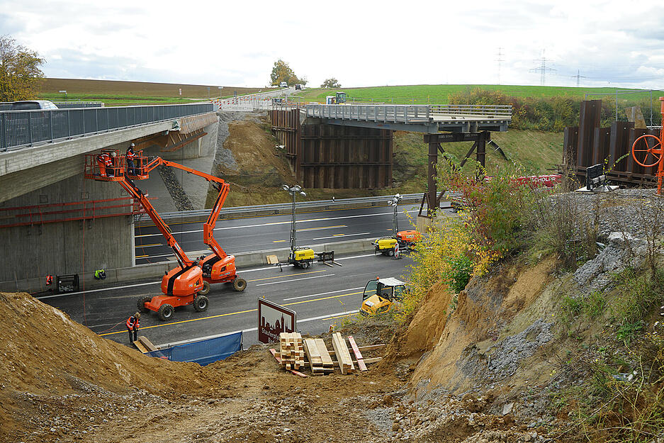 Autobahnsperrung wegen Br&uuml;ckenabriss