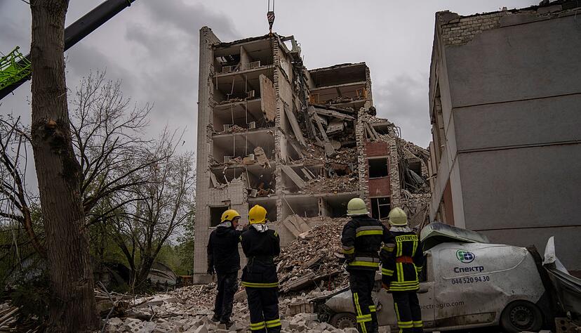 Russische Raketen- und Drohnenangriffe haben viele ukrainische St&auml;dte getroffen. (Archivbild)