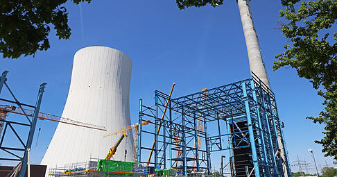 Am Heizkraftwerk Heilbronn der EnBW entshet gerade ein wasserstofffähiges Gaskraftwerk. Alleine in dieses Projekt investiert der Konzern etwa 500 Millionen Euro.