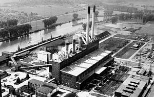 Schon 1988 begann die Umstrukturierung des Standorts. Schon 1988 begann die Umstrukturierung des Standorts.