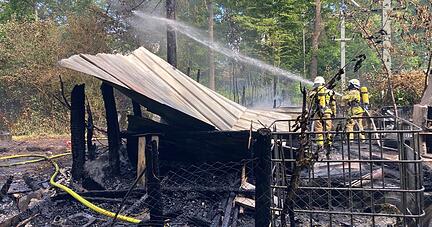Die Feuerwehr brachte den Brand unter Kontrolle.