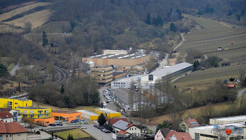 Thyssen-Krupp betreibt außer in Heilbronn auch einen größeren Standort in Weinsberg auf dem Gelände der früheren Firmen KW Weinsberg und Drauz Prototyping. Thyssen-Krupp betreibt außer in Heilbronn auch einen größeren Standort in Weinsberg auf dem Gelände der früheren Firmen KW Weinsberg und Drauz Prototyping.