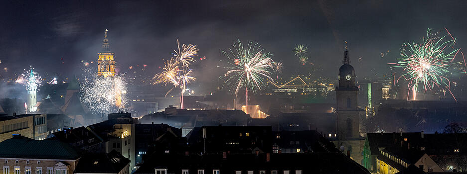 Silvester in Heilbronn: Menschen begrüßen das neue Jahr 2025