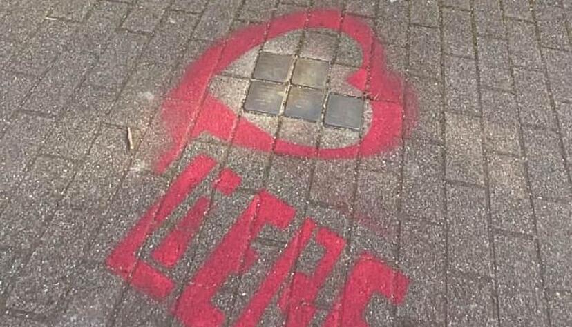 Die Staatsanwaltschaft hofft auf Hinweise zu den Heidelberger Herzen-Sprayern. (Handout)