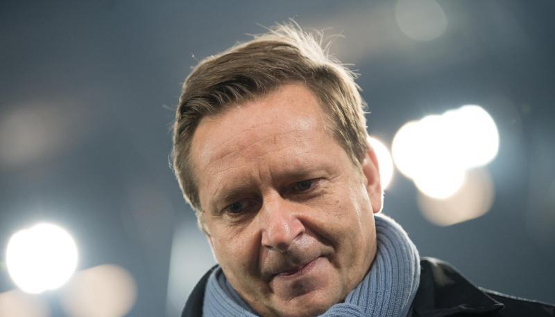 Manager Horst Heldt steht noch bei Hannover 96 unter Vertrag. Foto: Swen Pf&ouml;rtner