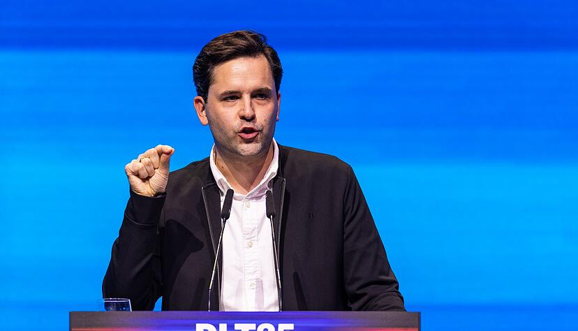 JU-Chef Johannes Winkel will in der Rentenfrage hart bleiben. (Archivbild) JU-Chef Johannes Winkel will in der Rentenfrage hart bleiben. (Archivbild)