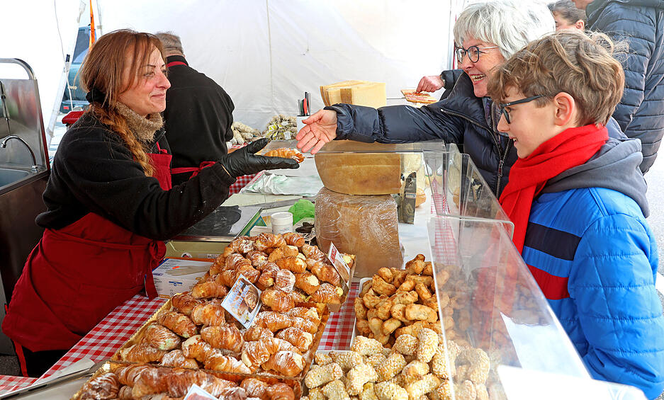 Viele Besucher beim Rummel auf dem Heilbronner Pferdemarkt