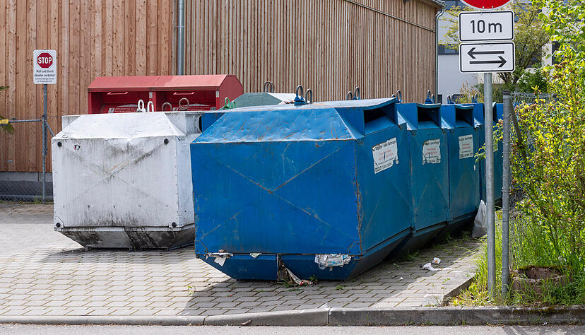 In den Containern an der Dieselstraße in Flein sind die Briefe entdeckt worden. In den Containern an der Dieselstraße in Flein sind die Briefe entdeckt worden.