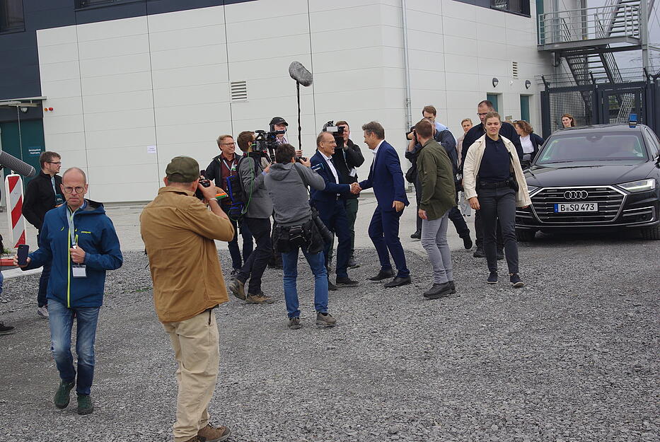Bundeswirtschaftsminister Robert Habeck in Leingarten.