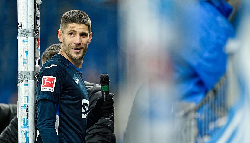 Mann des Abends in Sinsheim und von den Fans gefeiert: Andrej Kramaric.