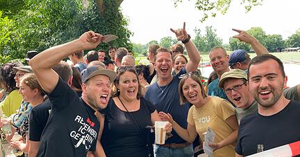 Stimmung bei Fans vor dem Ärzte-Konzert in Heilbronn