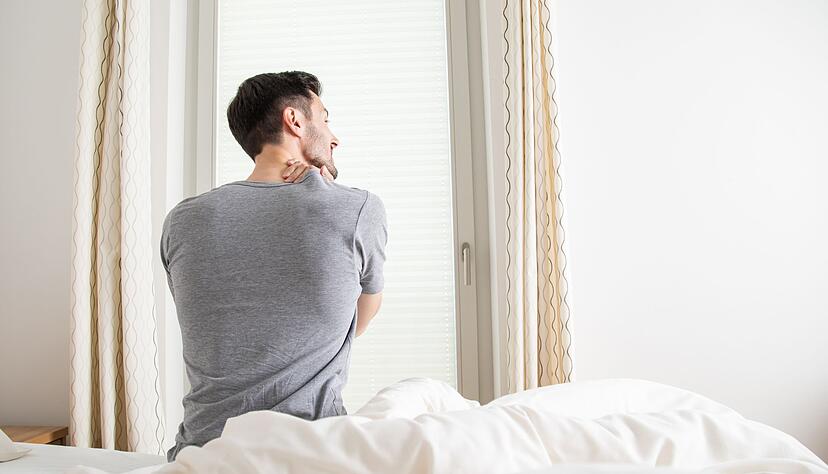 Klingt entspannt: Eine Massage bei Muskelkater? Was bei Verspannungen helfen kann, ist bei frischem Muskelkater eher weniger hilfreich.