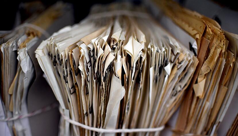 Millionen von Akten der ehemaligen DDR-Staatssicherheit wurden gesichert. (Archivbild)