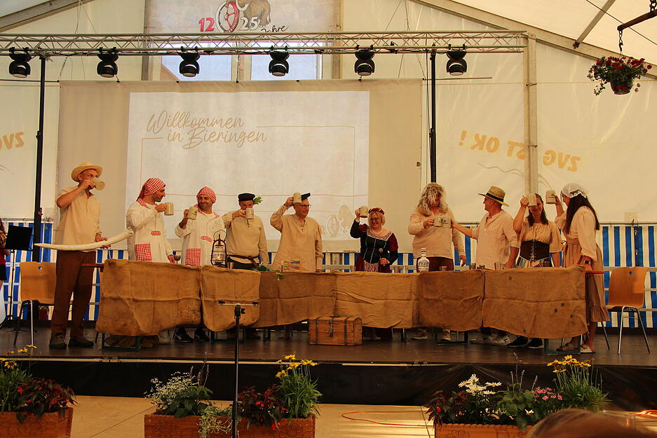Bieringen feiert Ortsjubiläum mit vier Tagen Fest, Umzug und Jubiläumsabend.