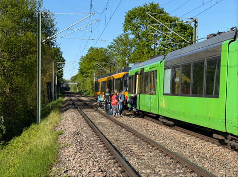 Der Bahnverkehr zwischen Weinsberg und &Ouml;hringen-Cappel wurde bis auf weiteres eingestellt.