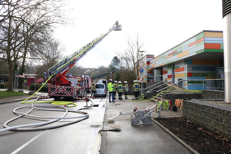 Im Öhringer Hallenbad in der Rendelstraße ist am Dienstag ein Brand ausgebrochen.