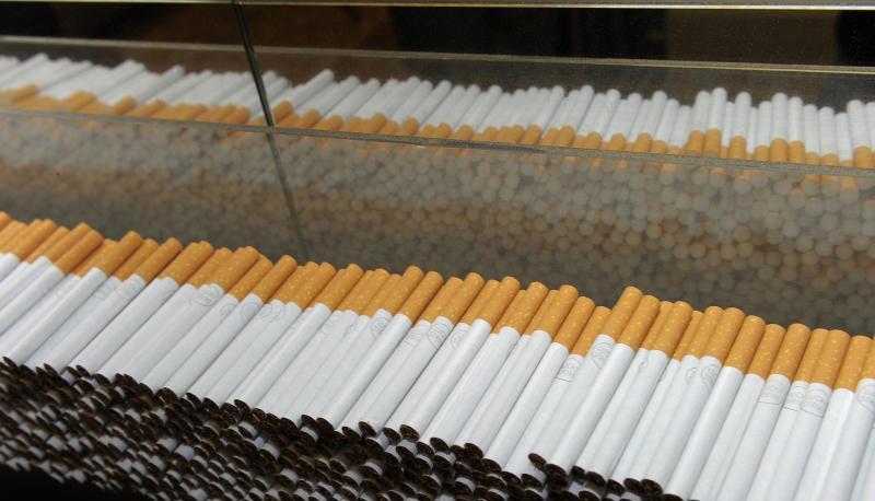 Zigaretten der Marke Lucky Strike in der Produktion bei British-American-Tabacco in Bayreuth. Foto: David Ebener