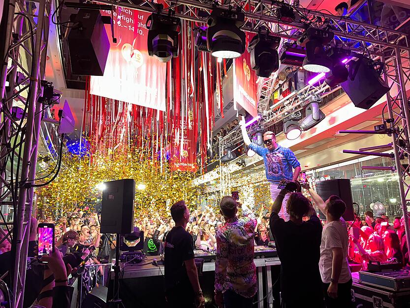 Für gute Musik sorgte DJ Antoine.