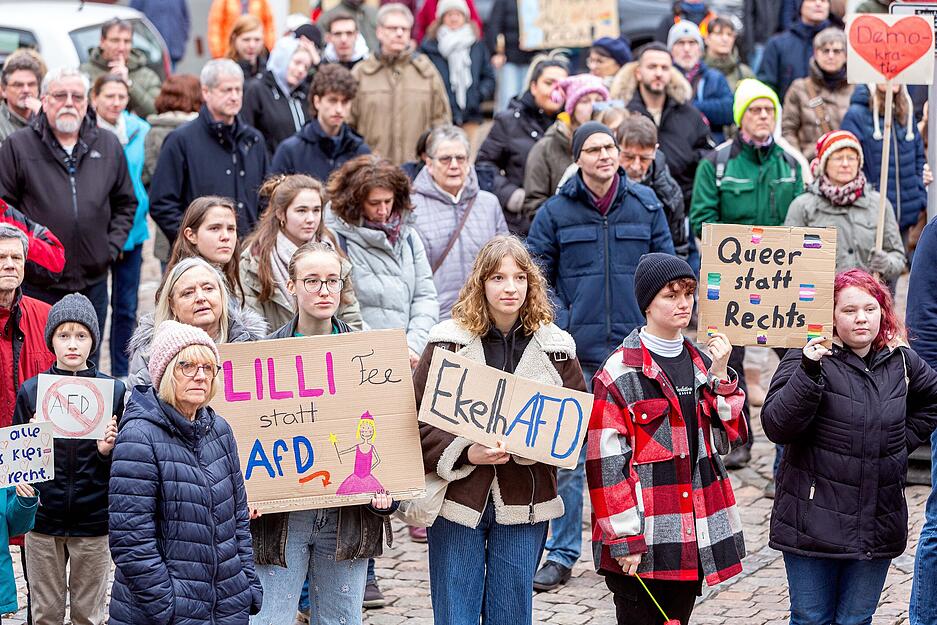 Gerechnet wurde urspr&uuml;nglich mit circa 200 Teilnehmern..